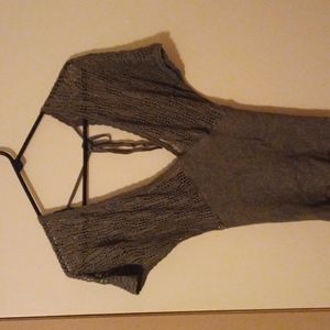 White House Black Market crochet sleeve top xs